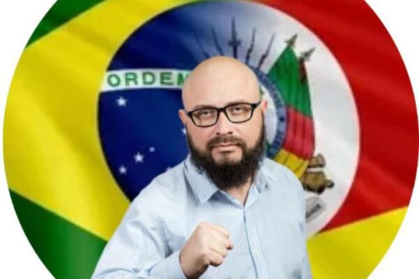 💥 “Hoje, trabalhar com o X é se submeter ao algoritmo”: o desabafo de um veterano dos aplicativos Juliano Brum defende regulamentação dos motoristas de aplicativo em entrevista exclusiva